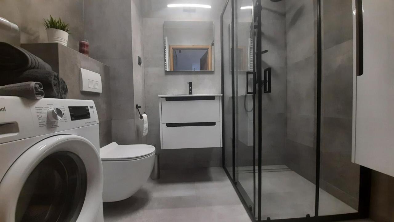 Apartament M&R Dwie Sypialnie Garaz Gdynia Bagian luar foto